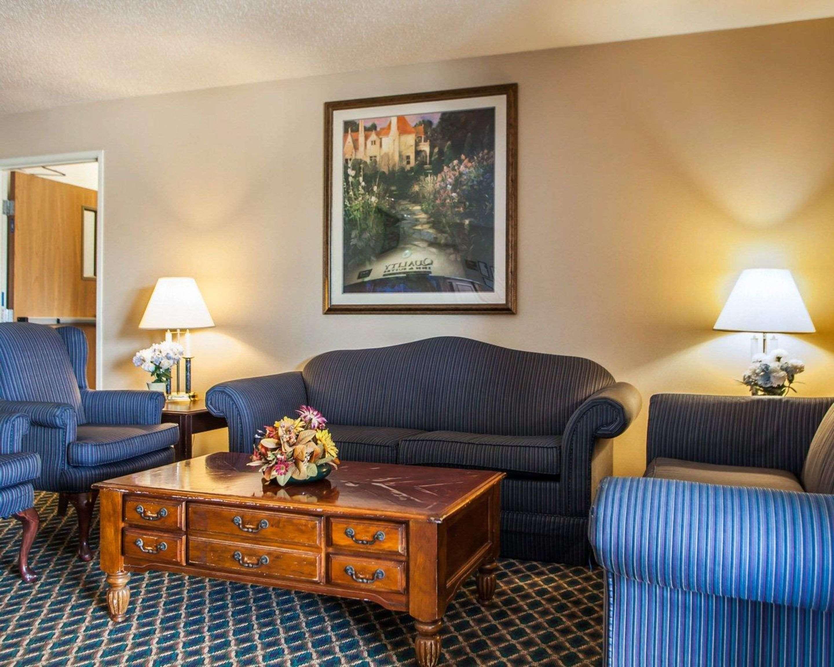 Quality Inn & Suites Eldridge Davenport North מראה חיצוני תמונה
