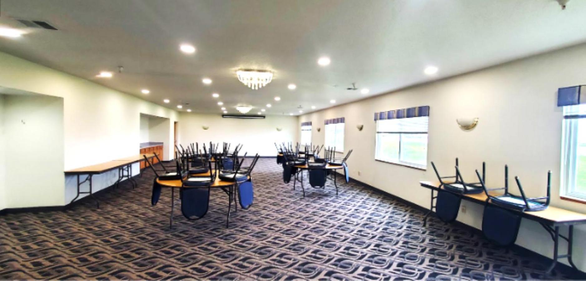 Quality Inn & Suites Eldridge Davenport North מראה חיצוני תמונה